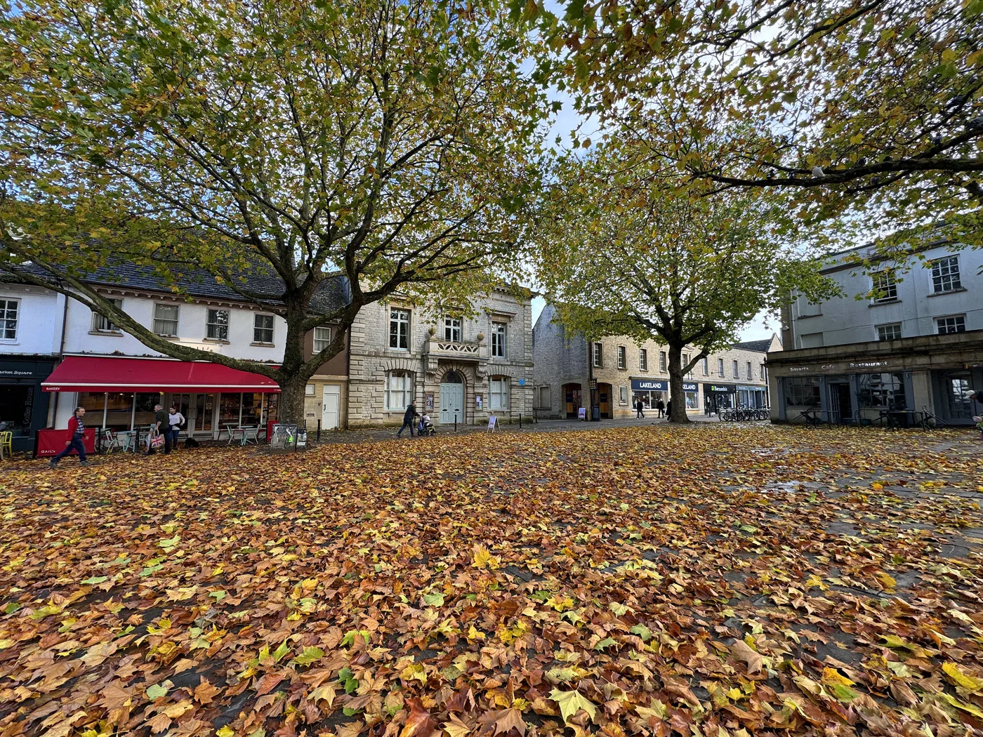 Market Square, Witney, where the ground floor of number 8 could change from a bar back to a shop.