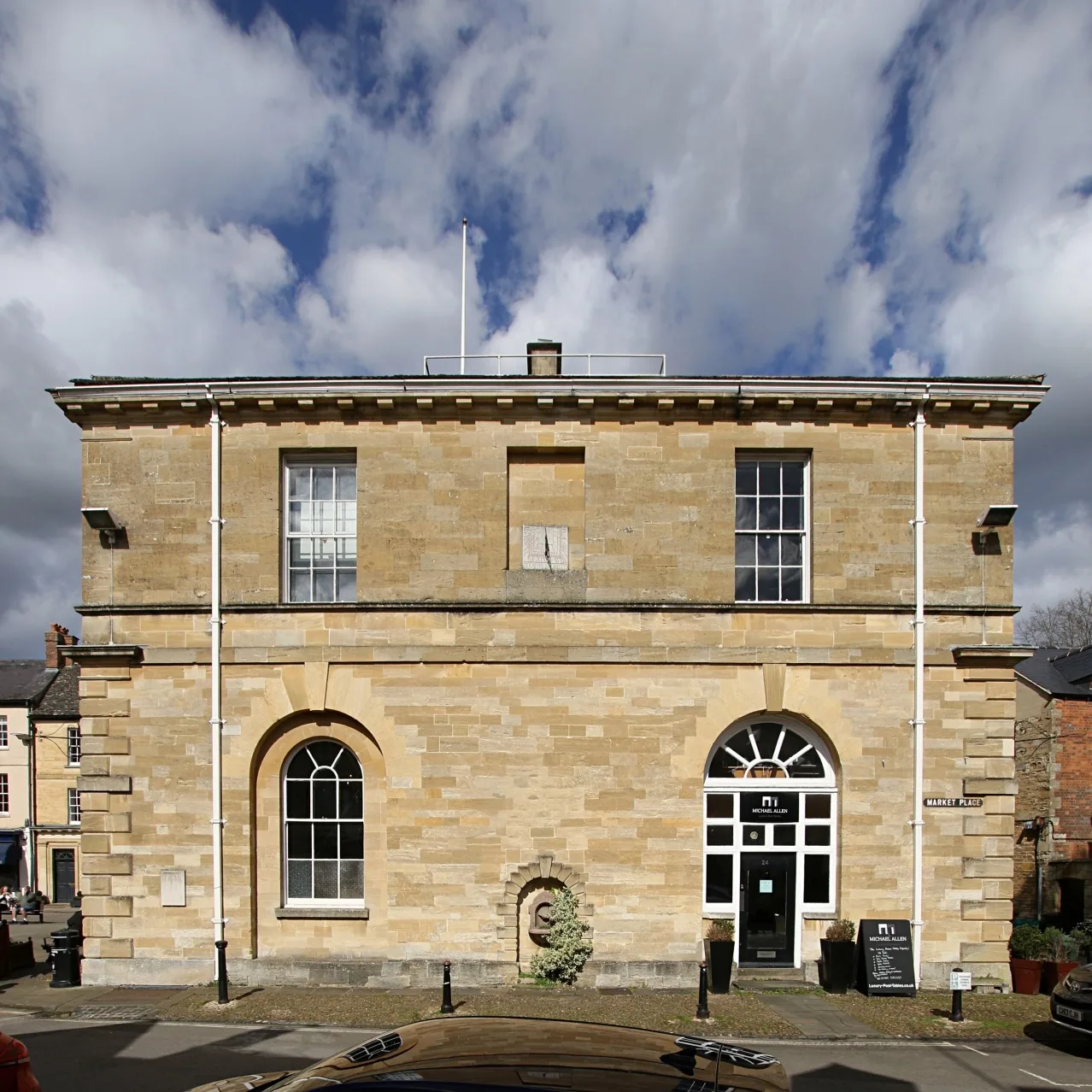 Woodstock Town Hall, where the Night of a Thousand Candles is held outside